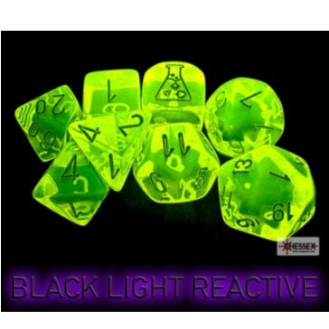 Chessex Translucent Polyhedral Neon Yellow/white 7-Die Set (with bonus die) (black light reactive)